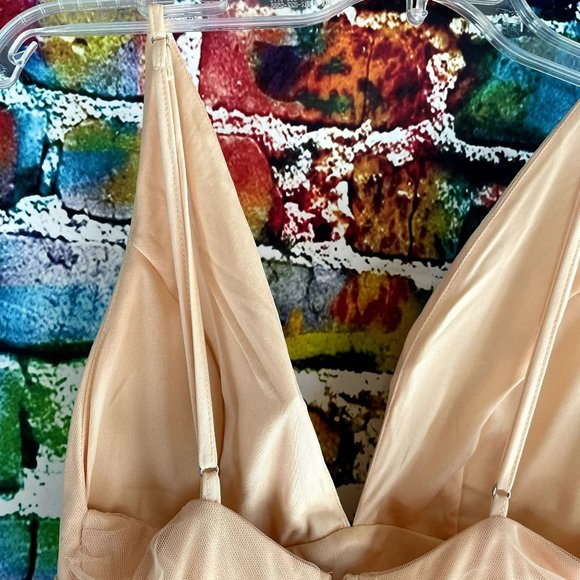 NWT Fashion Nova Look Worthy Maxi Dress Size Small Blush - Picture 13 of 16